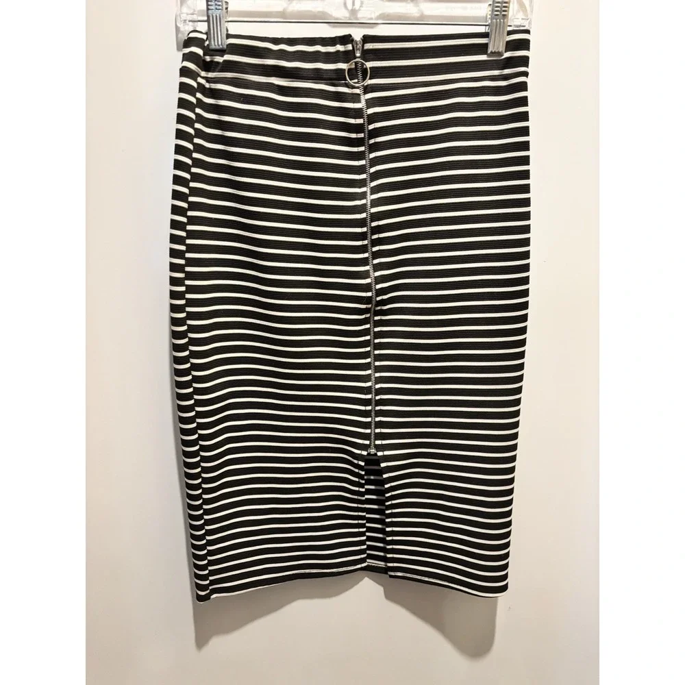 Myth‎ Brand Black & White Striped Skirt Women's Size Medium